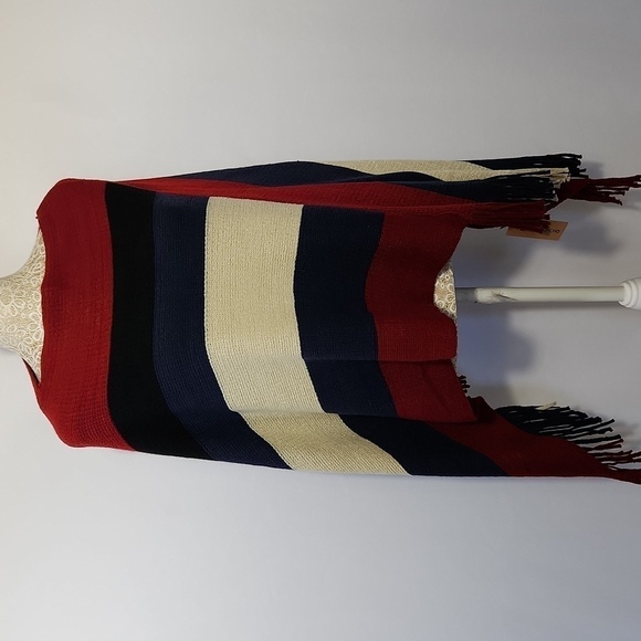 Lava Accessories Women's Knit Colorblock Stripe Metallic Thread Poncho Shawl OS - Picture 2 of 11